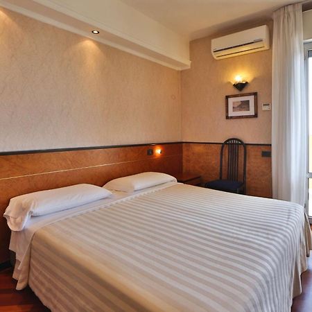 David Palace Hotel Porto San Giorgio Dış mekan fotoğraf