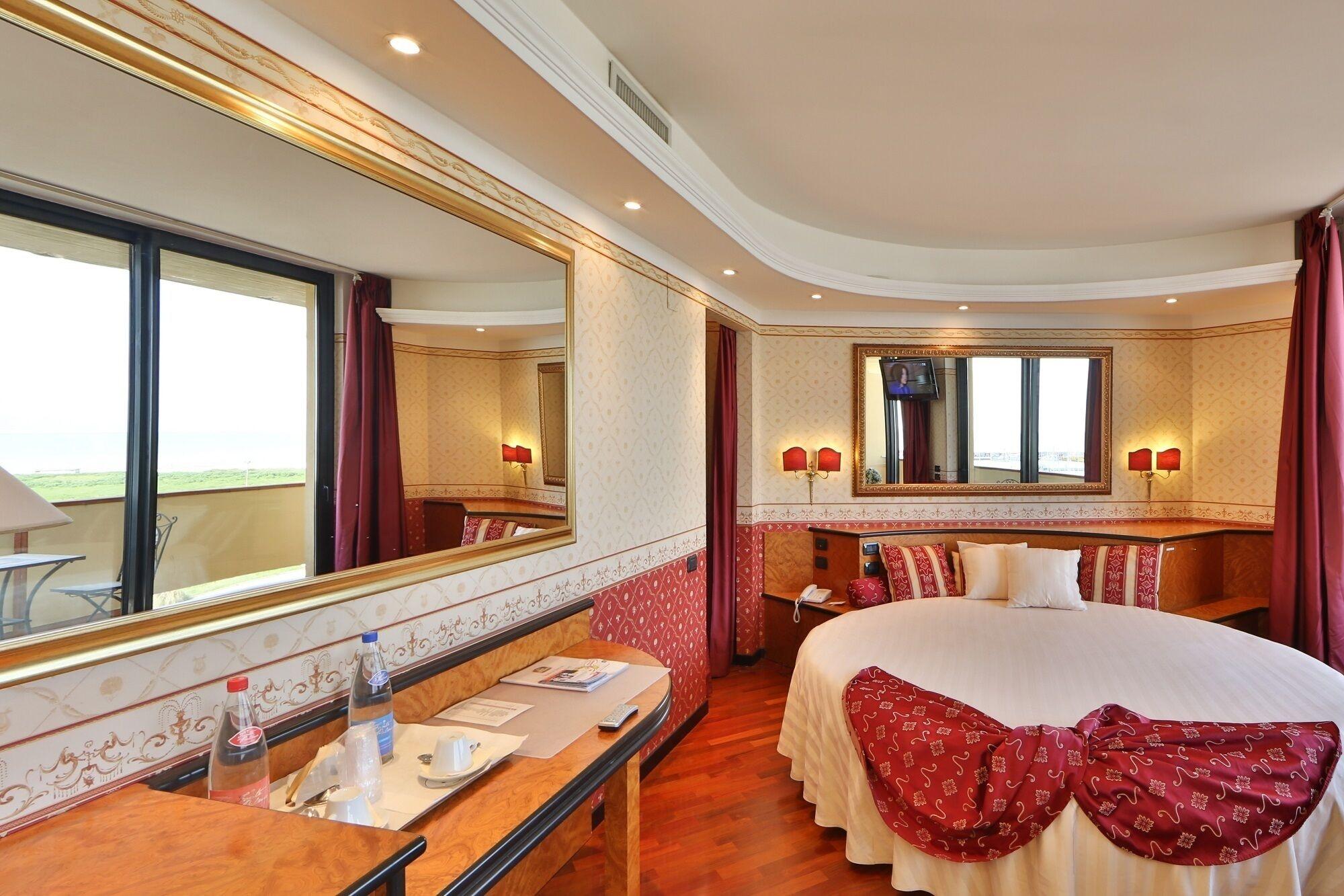 David Palace Hotel Porto San Giorgio Dış mekan fotoğraf