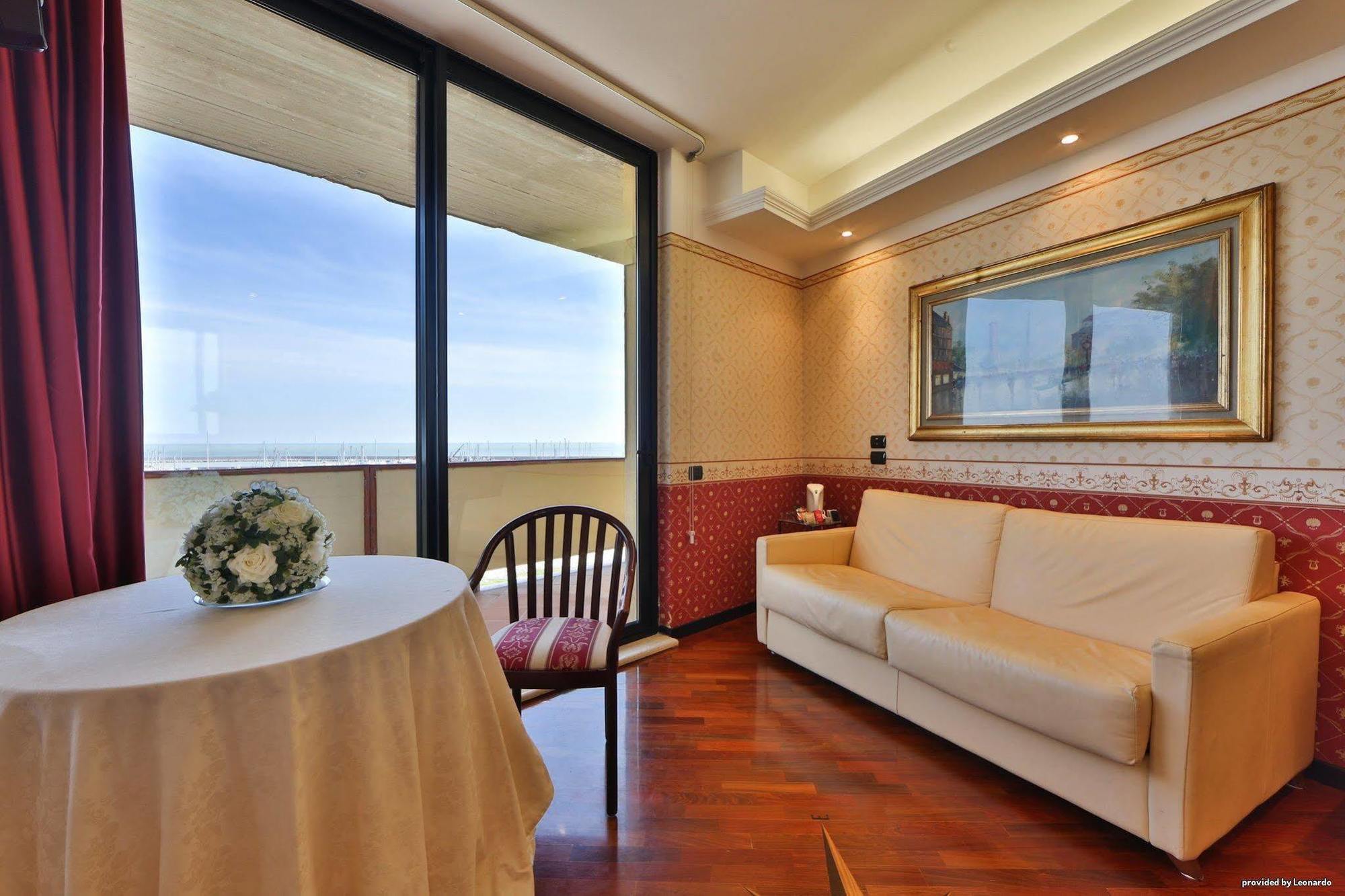 David Palace Hotel Porto San Giorgio Dış mekan fotoğraf