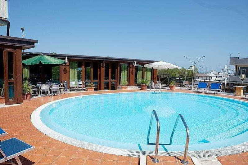David Palace Hotel Porto San Giorgio Dış mekan fotoğraf